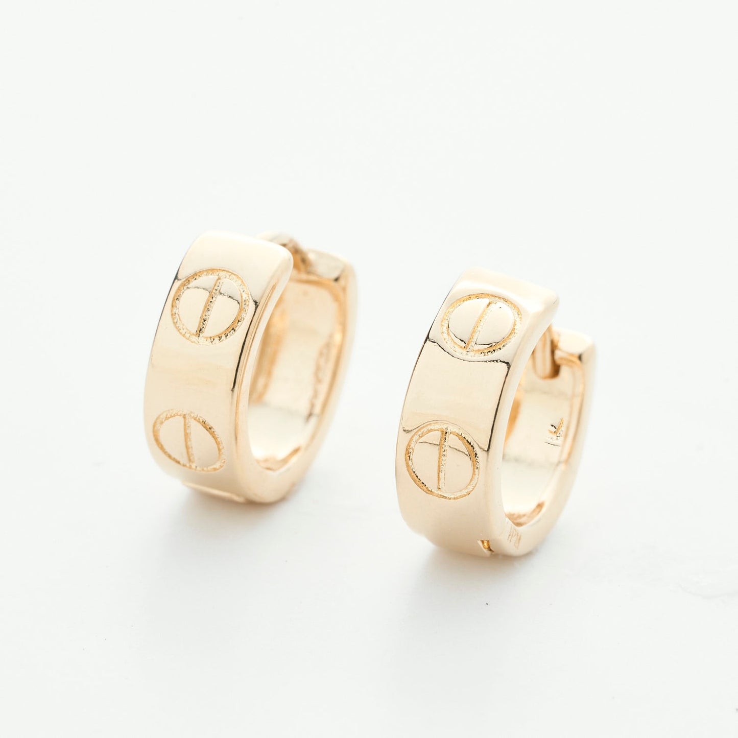 Classic Screw Design Huggie Hoops