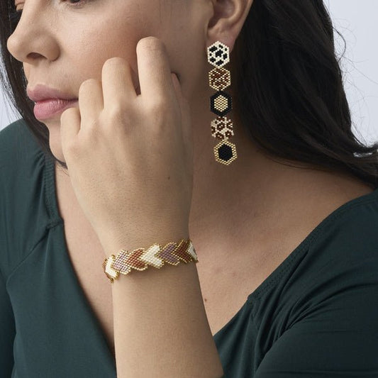 Coffee Shades & Side Hearts Bracelet - Leia Store