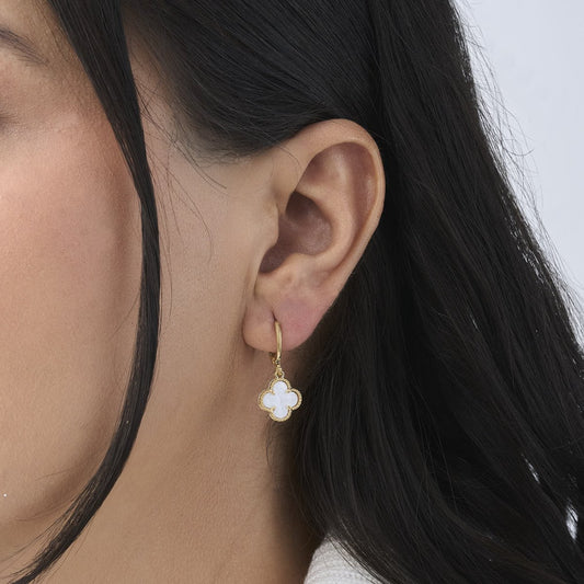 Matte White Clover Huggies - Leia Store