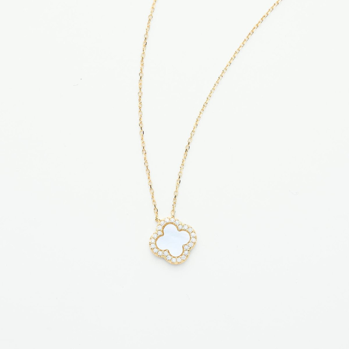 White Clover Sparkly Necklace - Leia Store