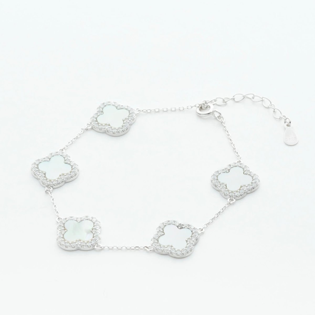 White Silver Clover Sparkle Bracelet - Leia Store