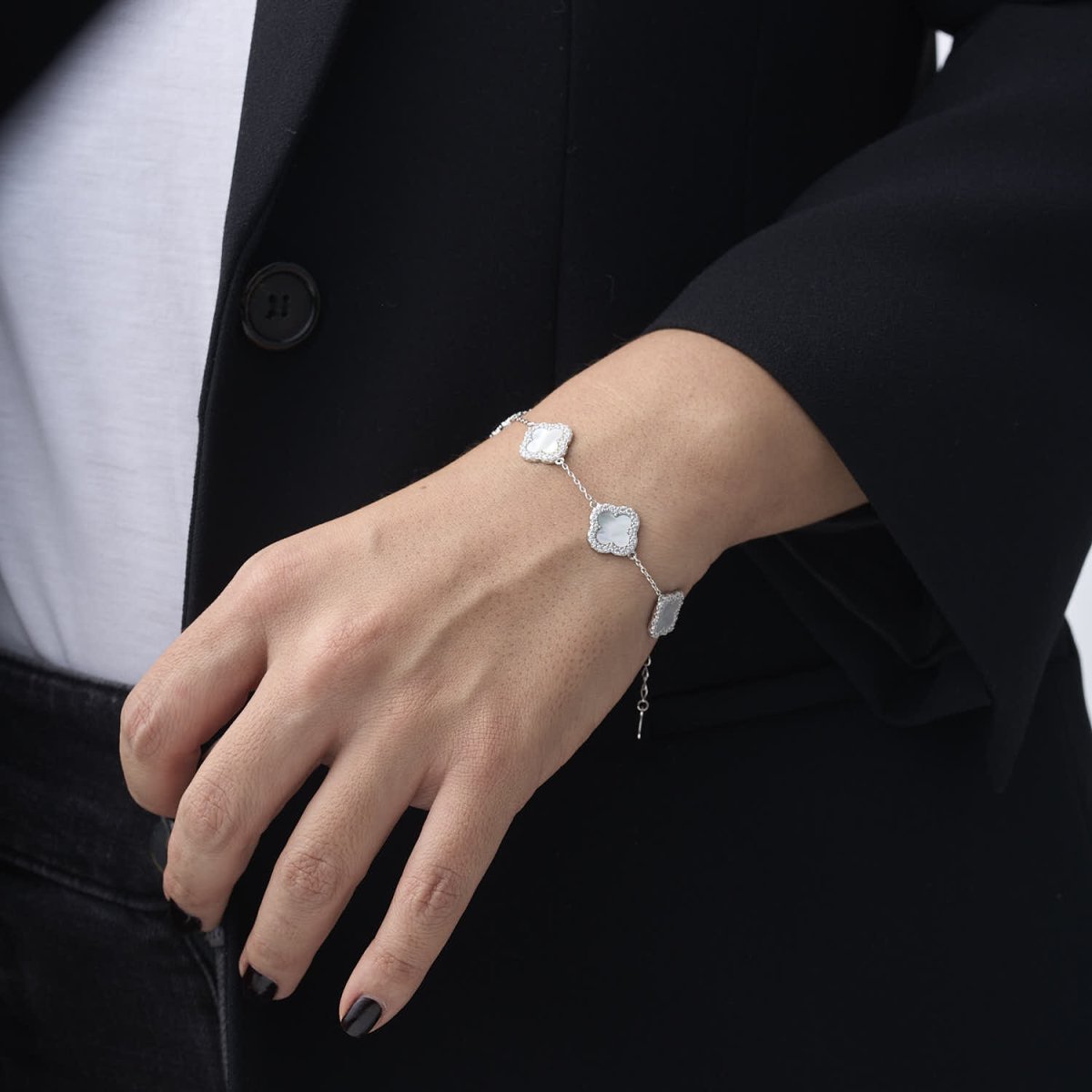 White Silver Clover Sparkle Bracelet - Leia Store
