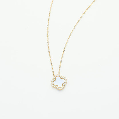 White Clover Sparkly Necklace - Leia Store