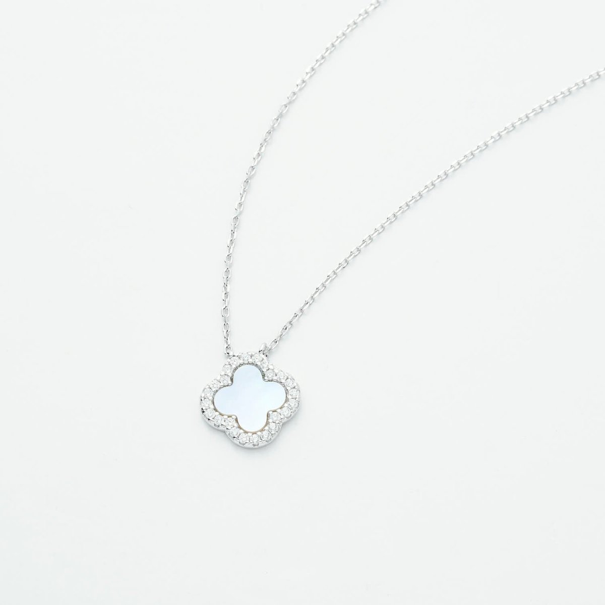 White Silver Clover Sparkle - Leia Store